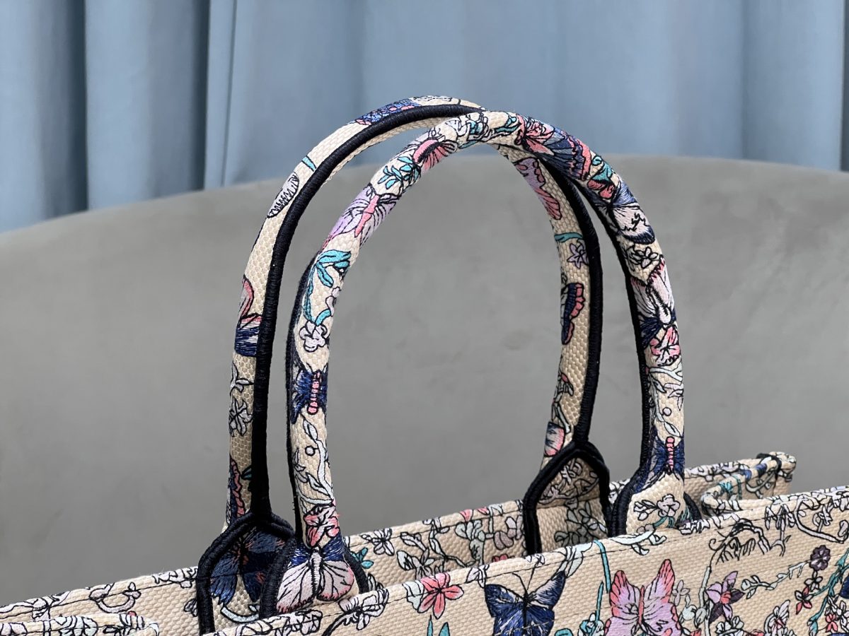 Dior Book Tote Large Bag - Image 7
