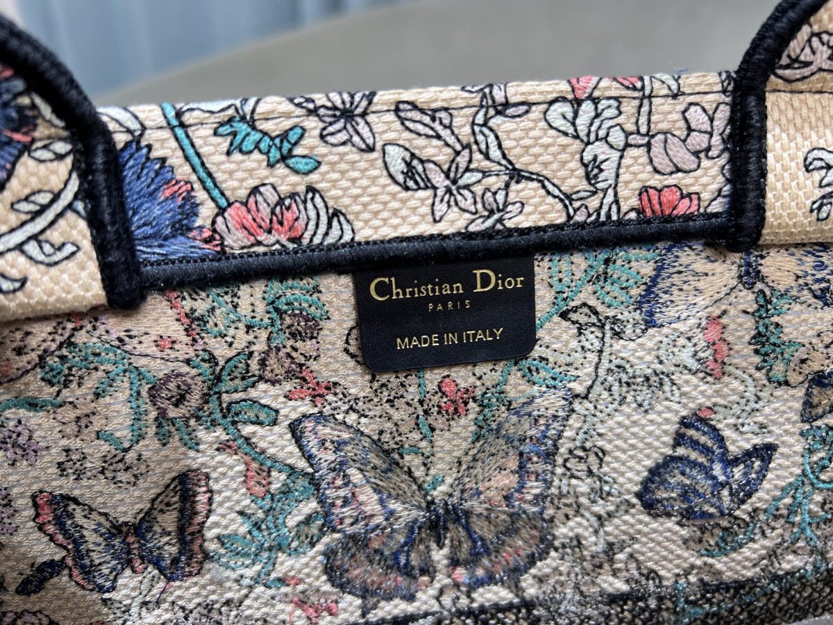 Dior Book Tote Large Bag - Image 9