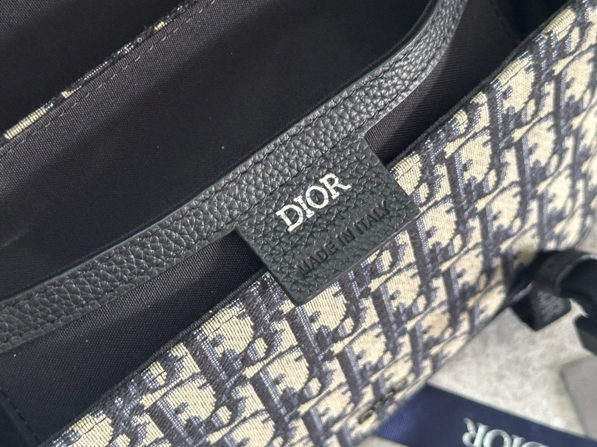 Dior Hit the Road Messenger Bag with Flap - Image 10