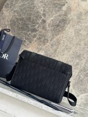 Dior Hit the Road Messenger Bag with Flap - Image 3