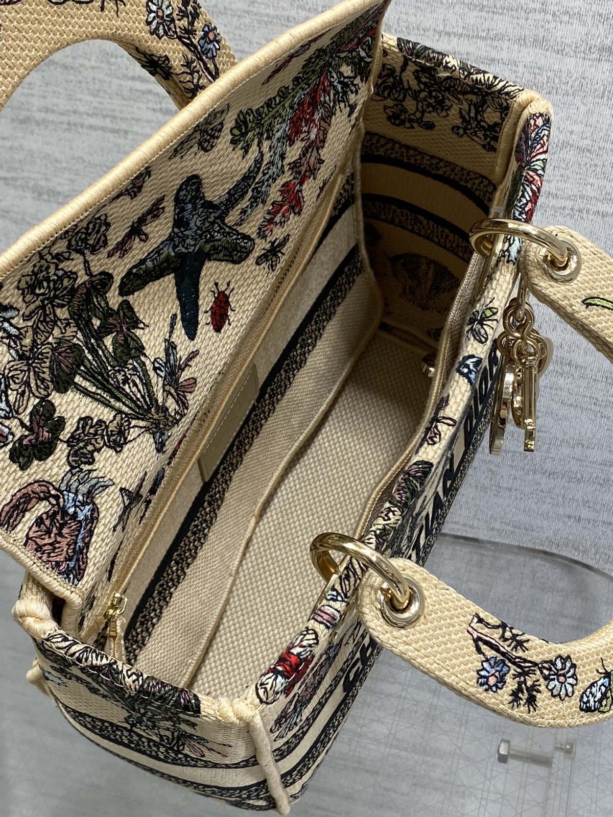 Dior Lady Handbag - Image 9