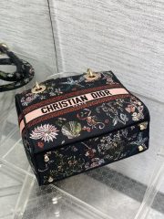 Dior Lady Handbag - Image 5