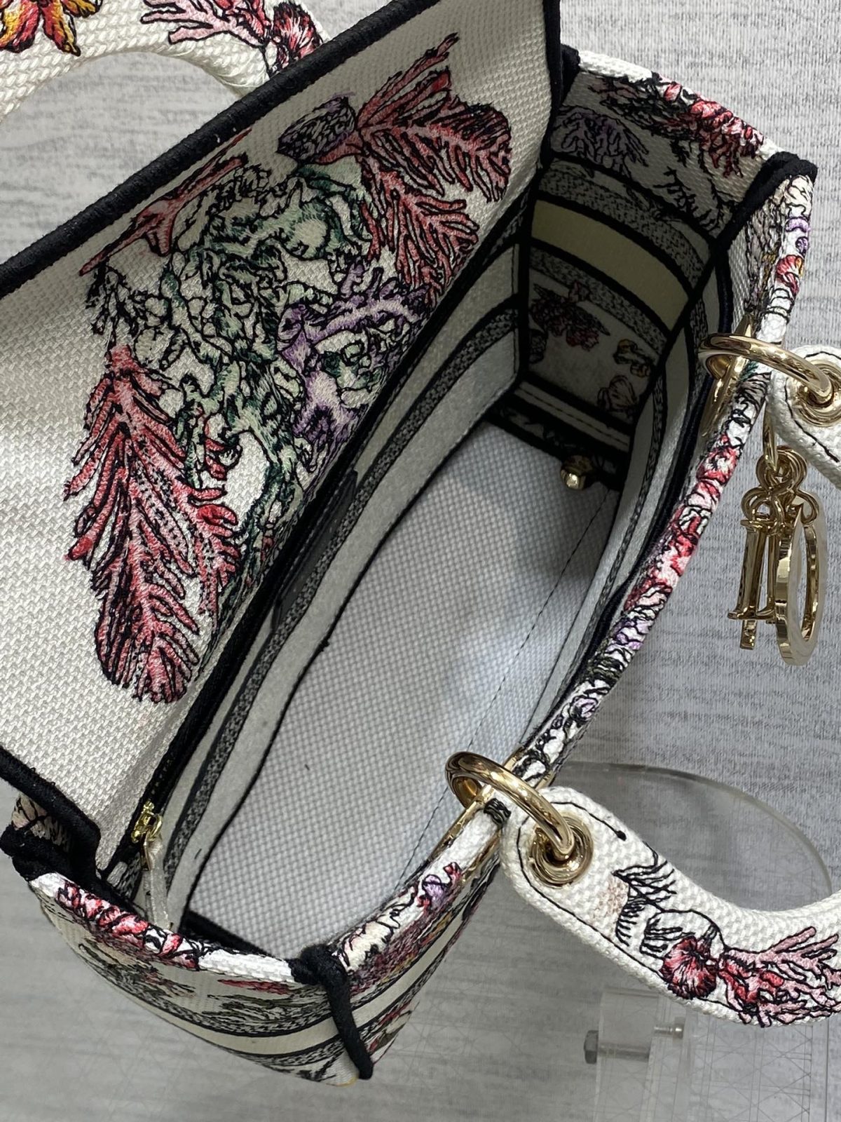 Dior Lady Handbag - Image 9