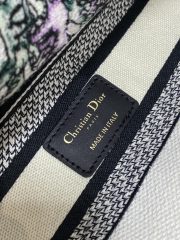 Dior Lady Handbag - Image 8