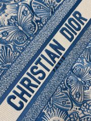 Dior Book Tote Medium Bag - Image 3