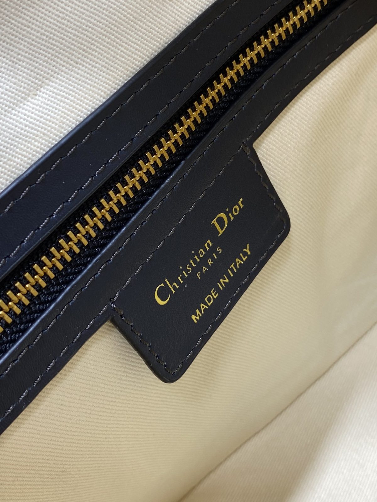 Dior Medium D-Vibe Bowling Bag - Image 9