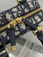 Dior D-Vibe East-West Nano Bag - Image 4