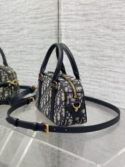 Dior D-Vibe East-West Nano Bag - Image 3