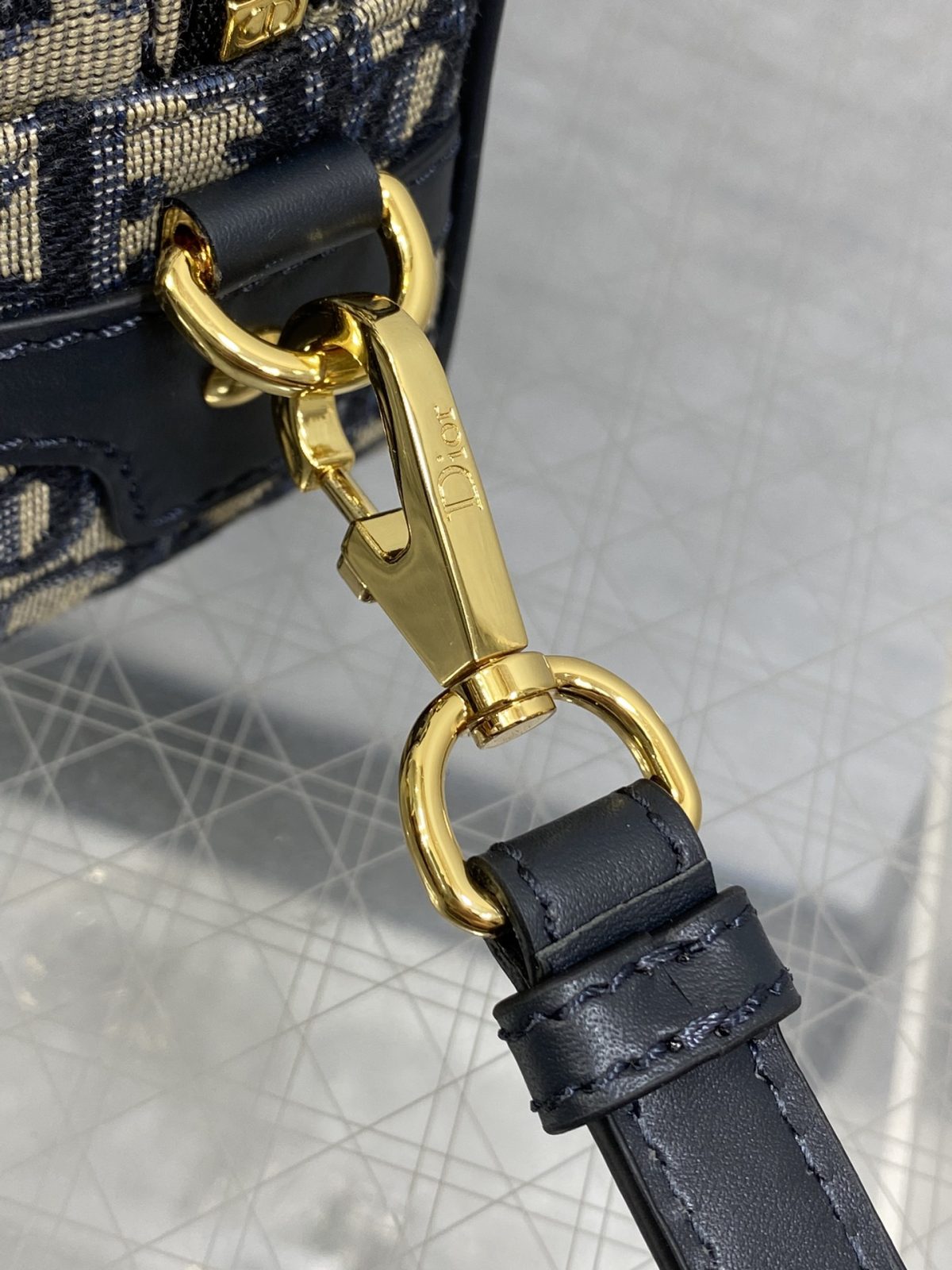 Dior D-Vibe East-West Nano Bag - Image 6