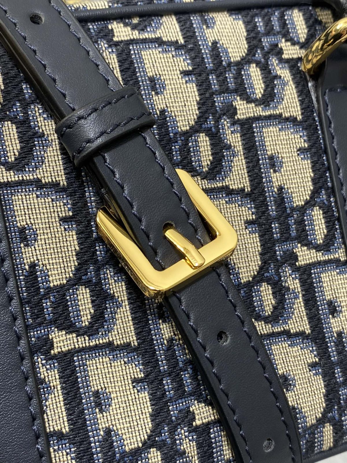 Dior D-Vibe East-West Nano Bag - Image 7