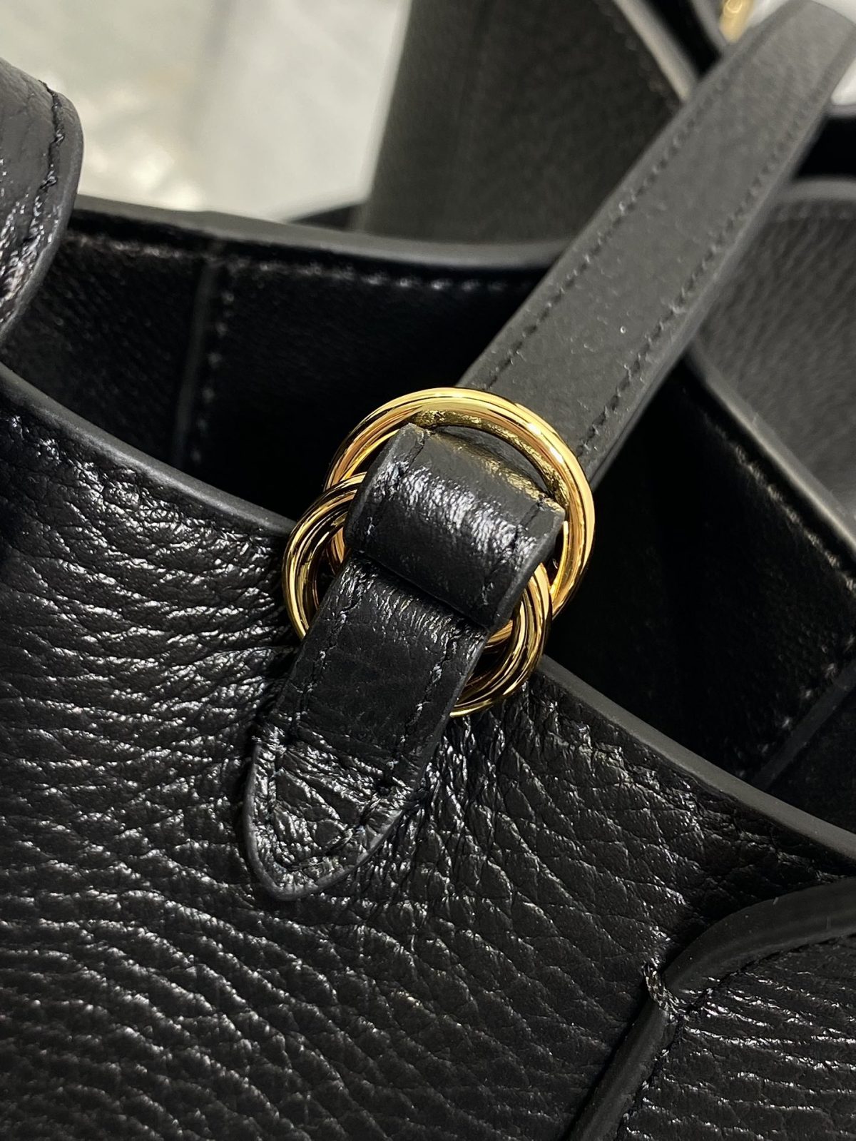 Dior Small Signature Bucket Bag - Image 6