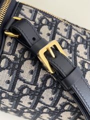 Dior East-West Bag - Image 5