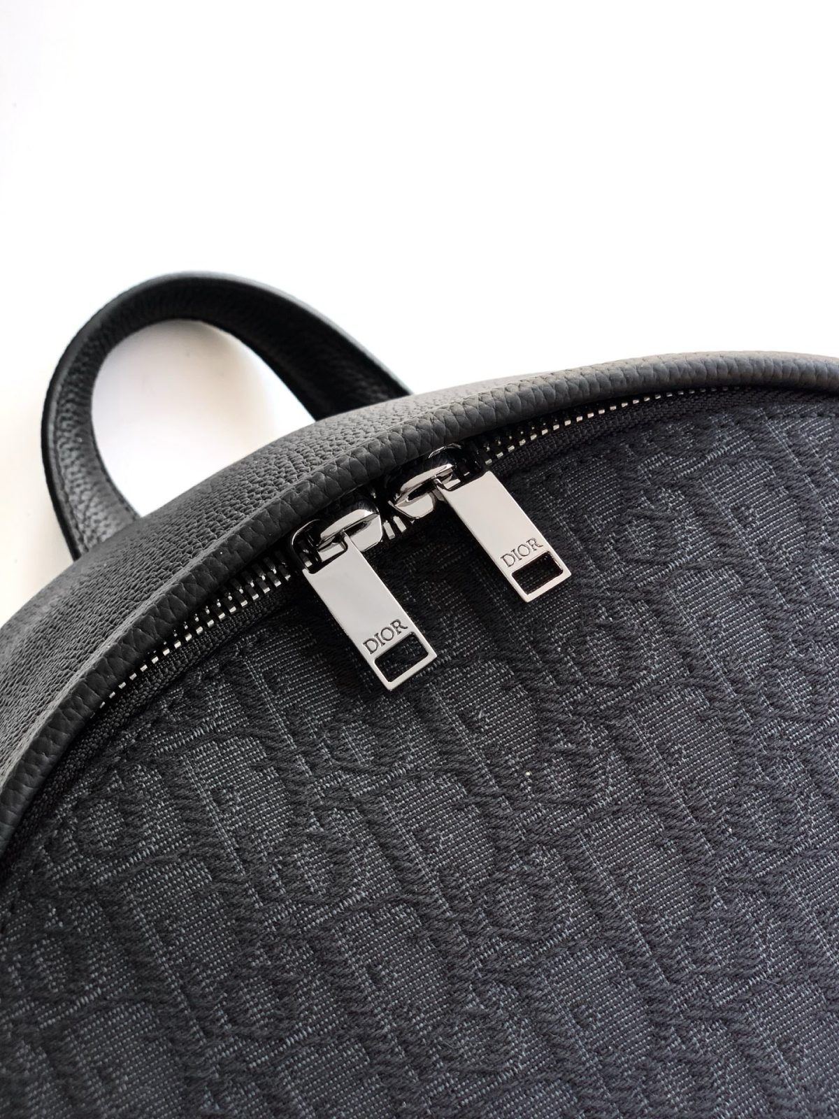 DIOR AND KAWS Rider 2.0 Zipped Backpack - Image 6