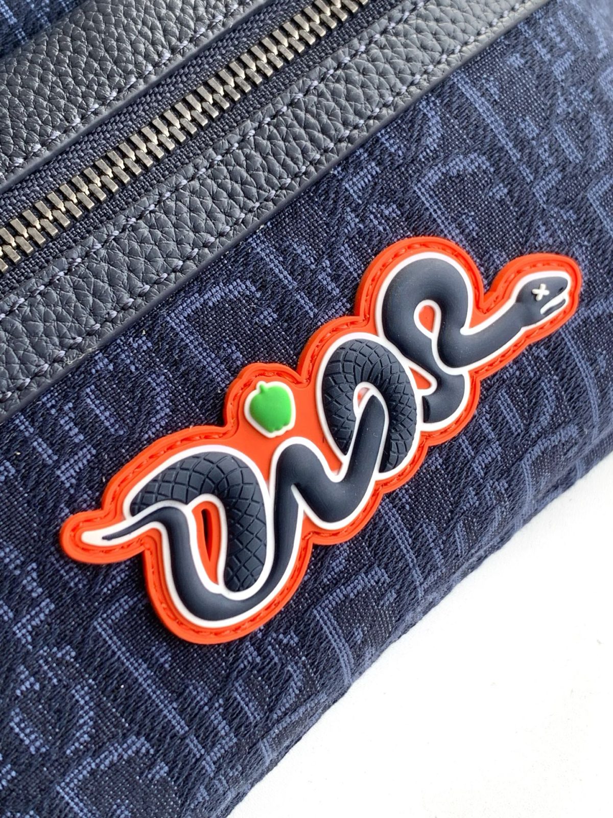 DIOR AND KAWS Rider 2.0 Belt Bag - Image 6