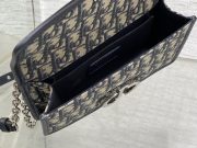 Dior 30 Montaigne Bag - Image 8
