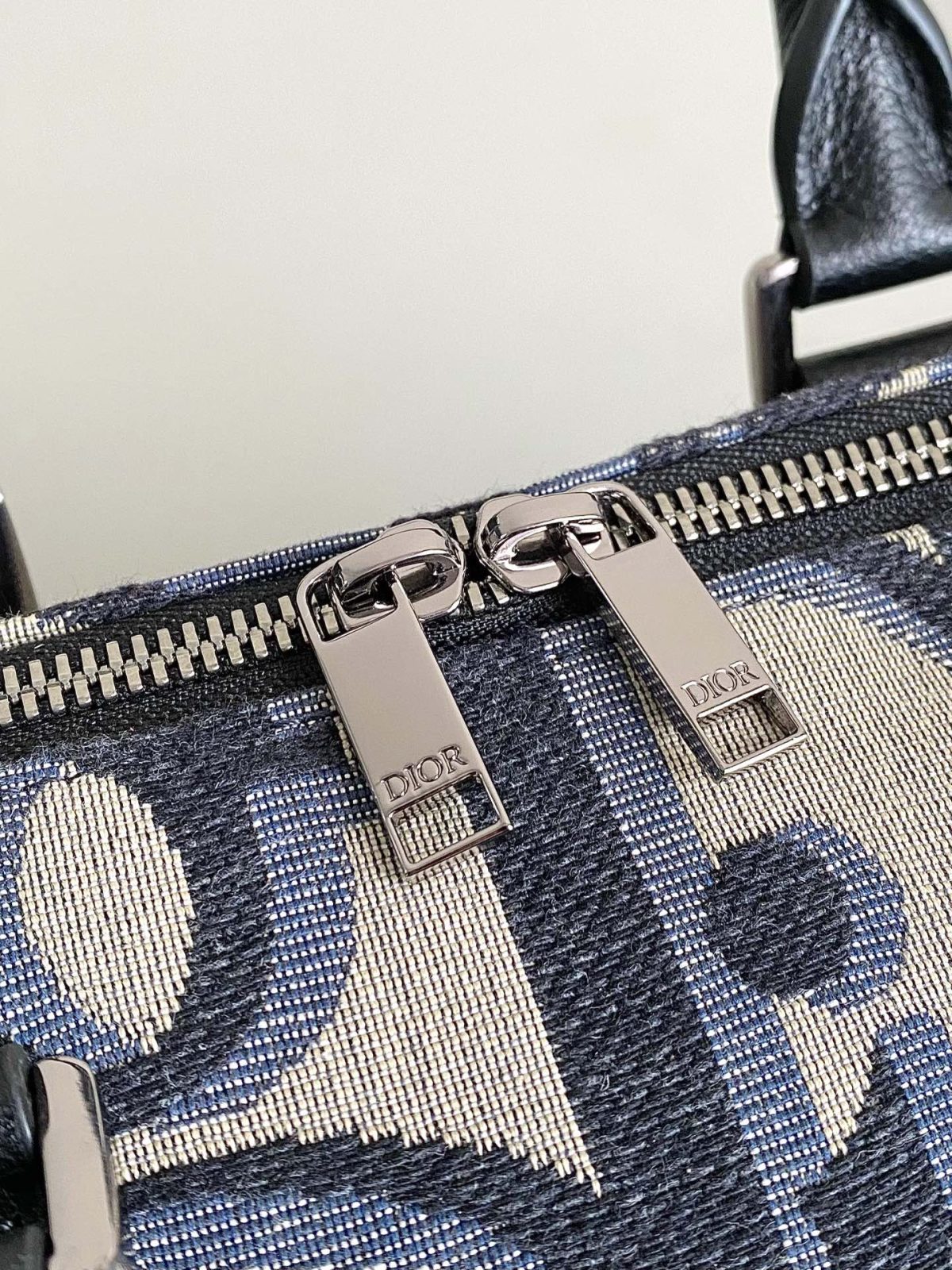Dior Weekender 40 Travel Bag - Image 5