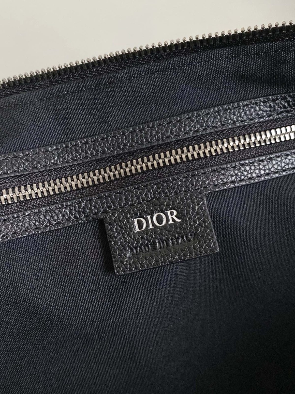 Dior Weekender 40 Travel Bag - Image 9