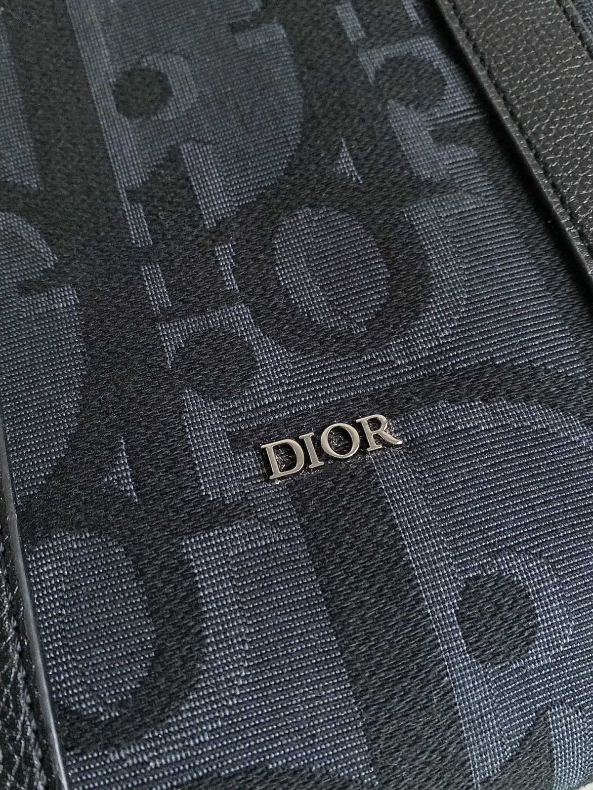 Dior Weekender 40 Travel Bag - Image 6