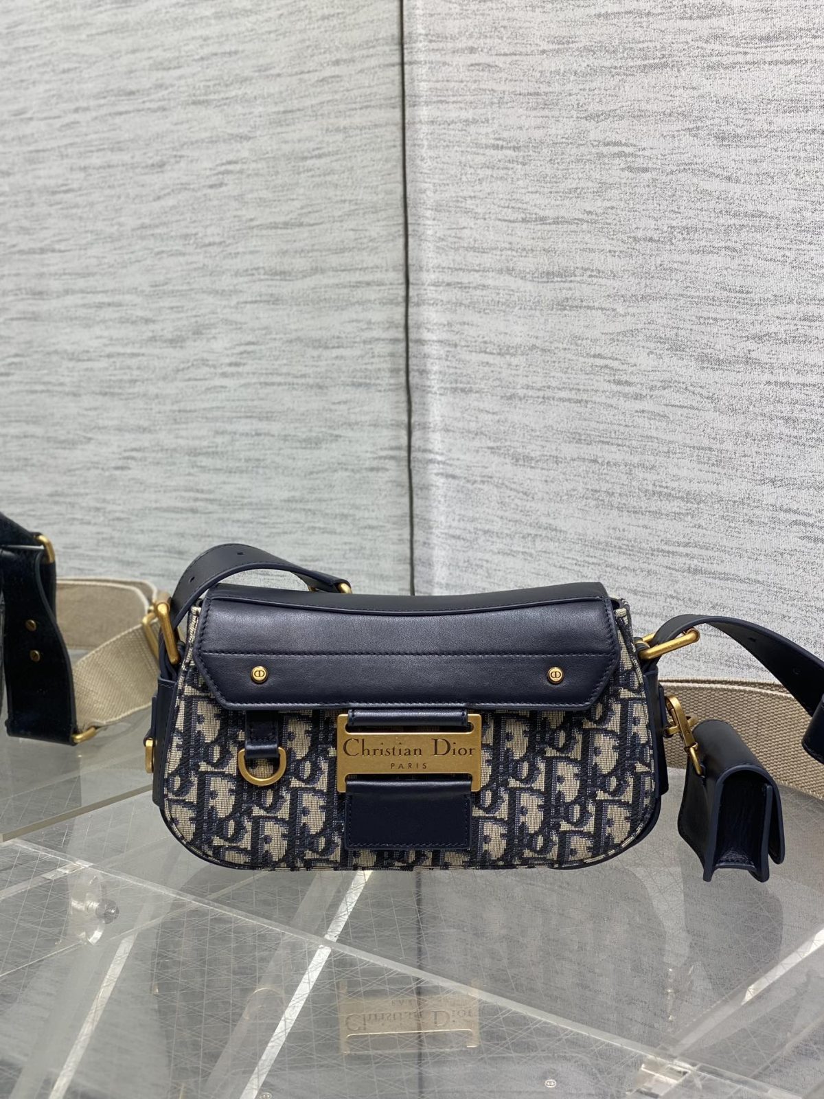 Dior New Street Chic Bag - Image 1
