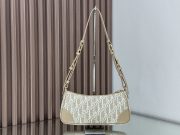 Dior 30 Montaigne Wanderlust Mini Bag - Image 4