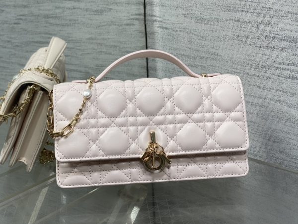 Dior Pearl Chain Bag - Image 2