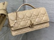 Dior Pearl Chain Bag - Image 2