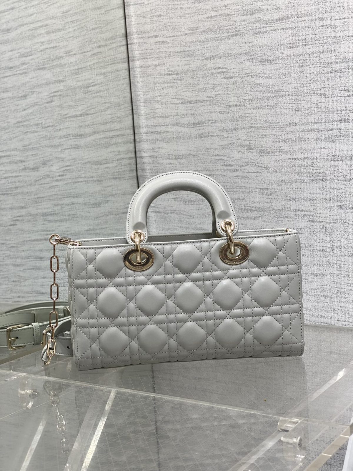 Dior D-Joy Handbag - Image 3