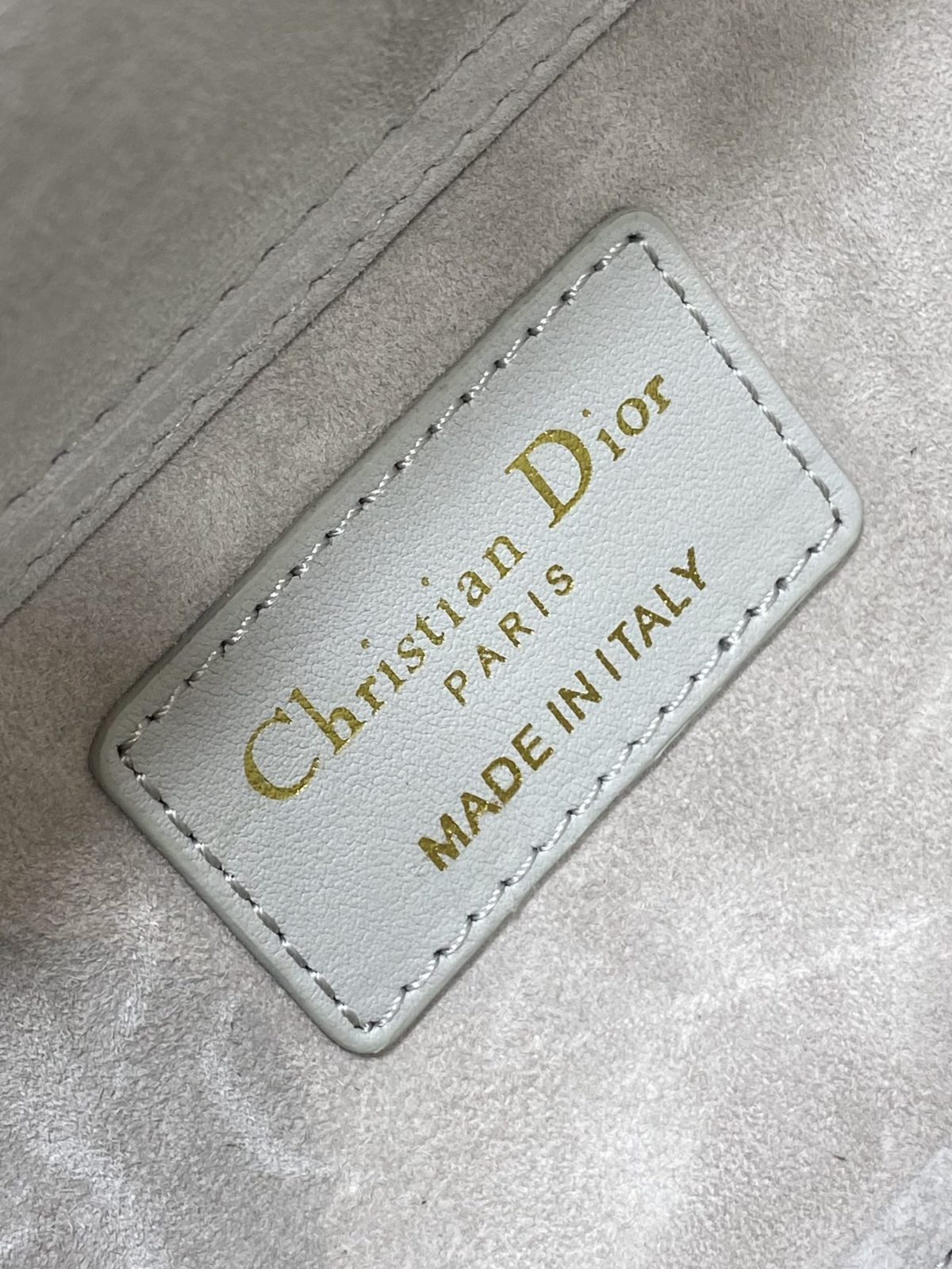 Dior D-Joy Handbag - Image 9