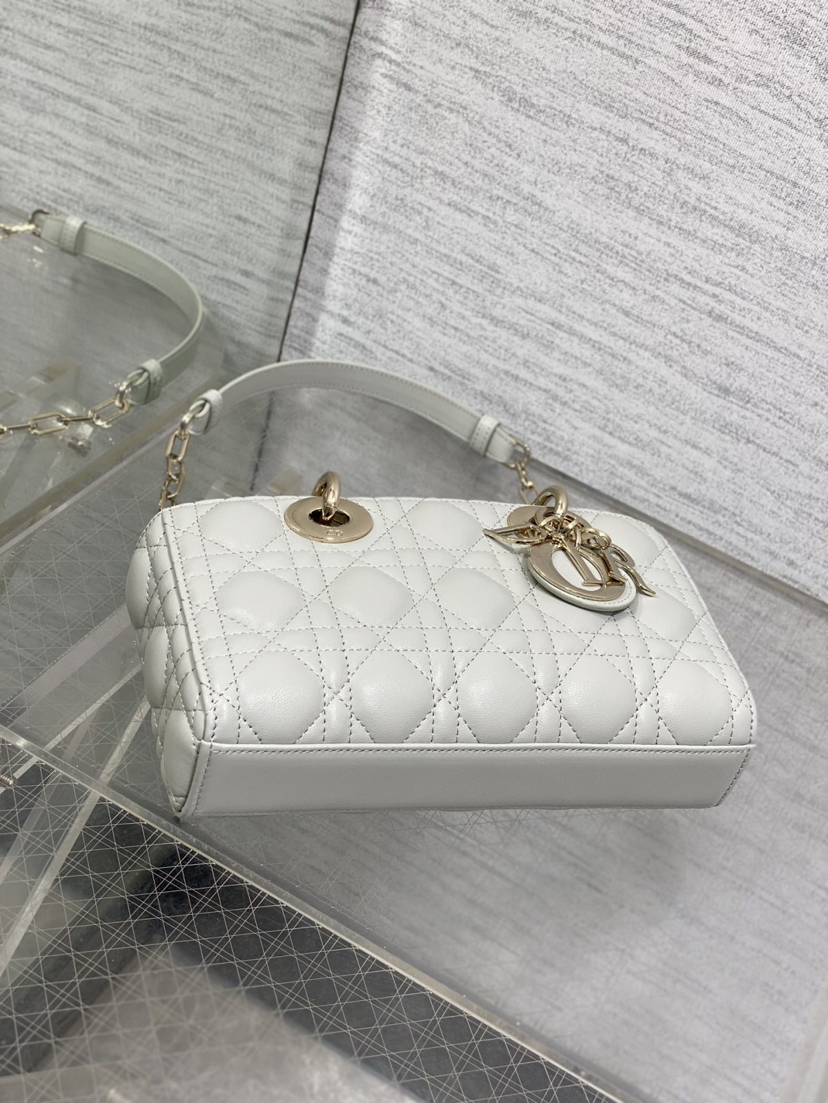 Dior Small D-Joy Handbag - Image 4