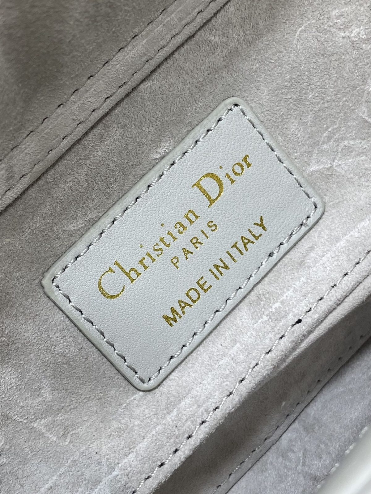 Dior Small D-Joy Handbag - Image 9