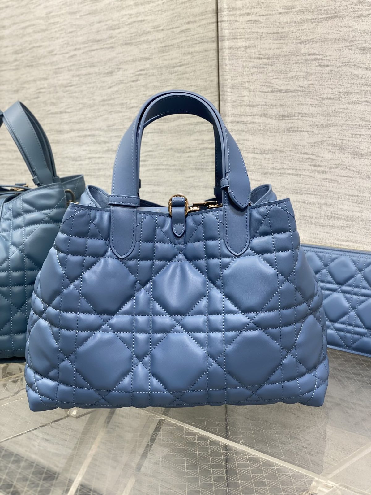 Medium Dior Toujours Bag - Image 2