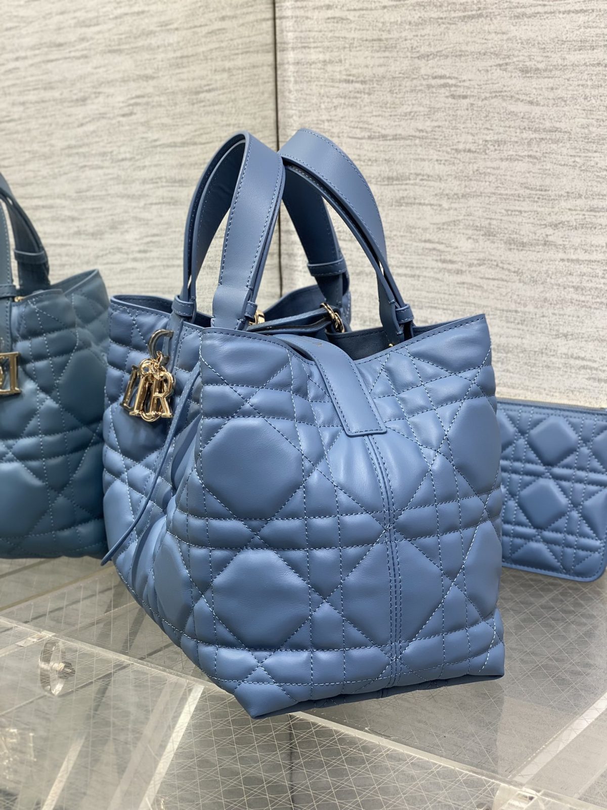 Medium Dior Toujours Bag - Image 3