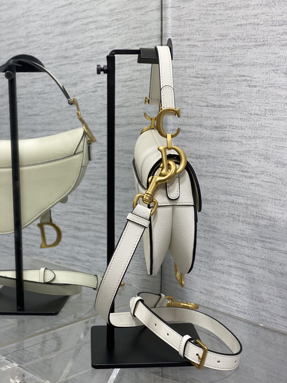 Dior Saddle Mini Bag - Image 4