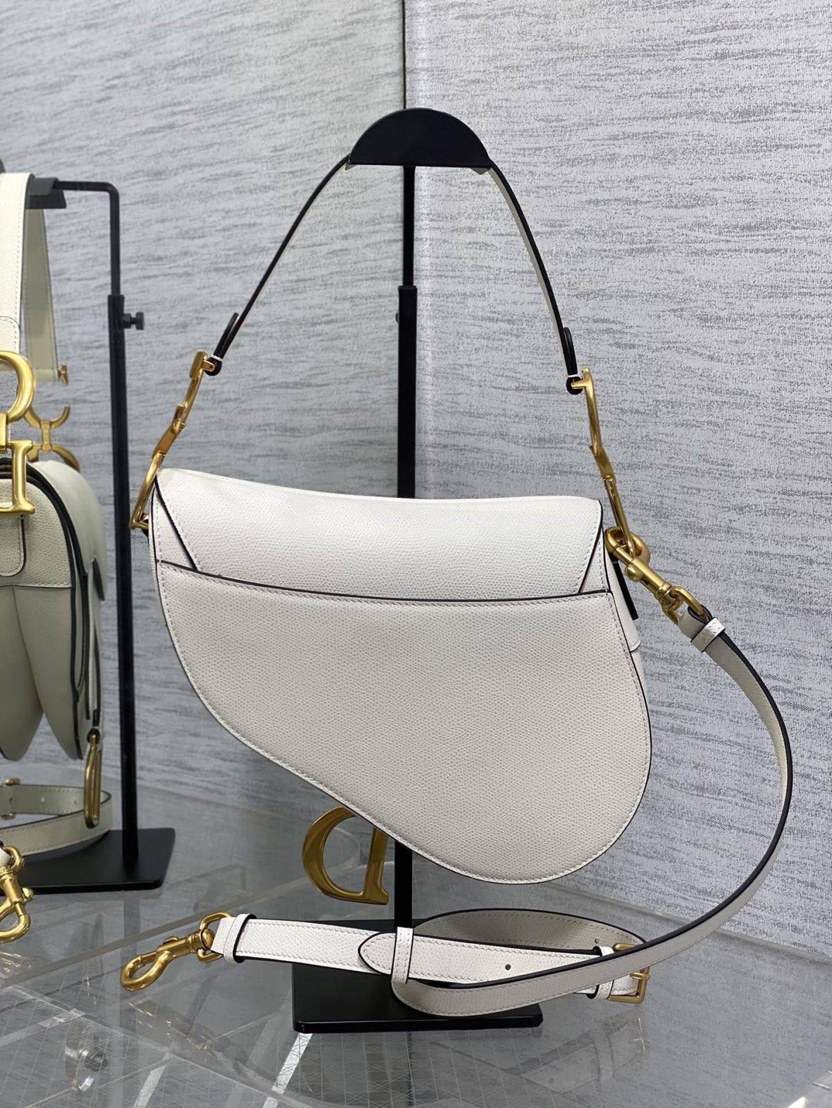 Dior Saddle Large Bag - Image 4