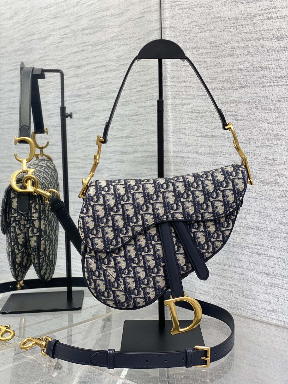 Dior Saddle Large Bag - Image 1