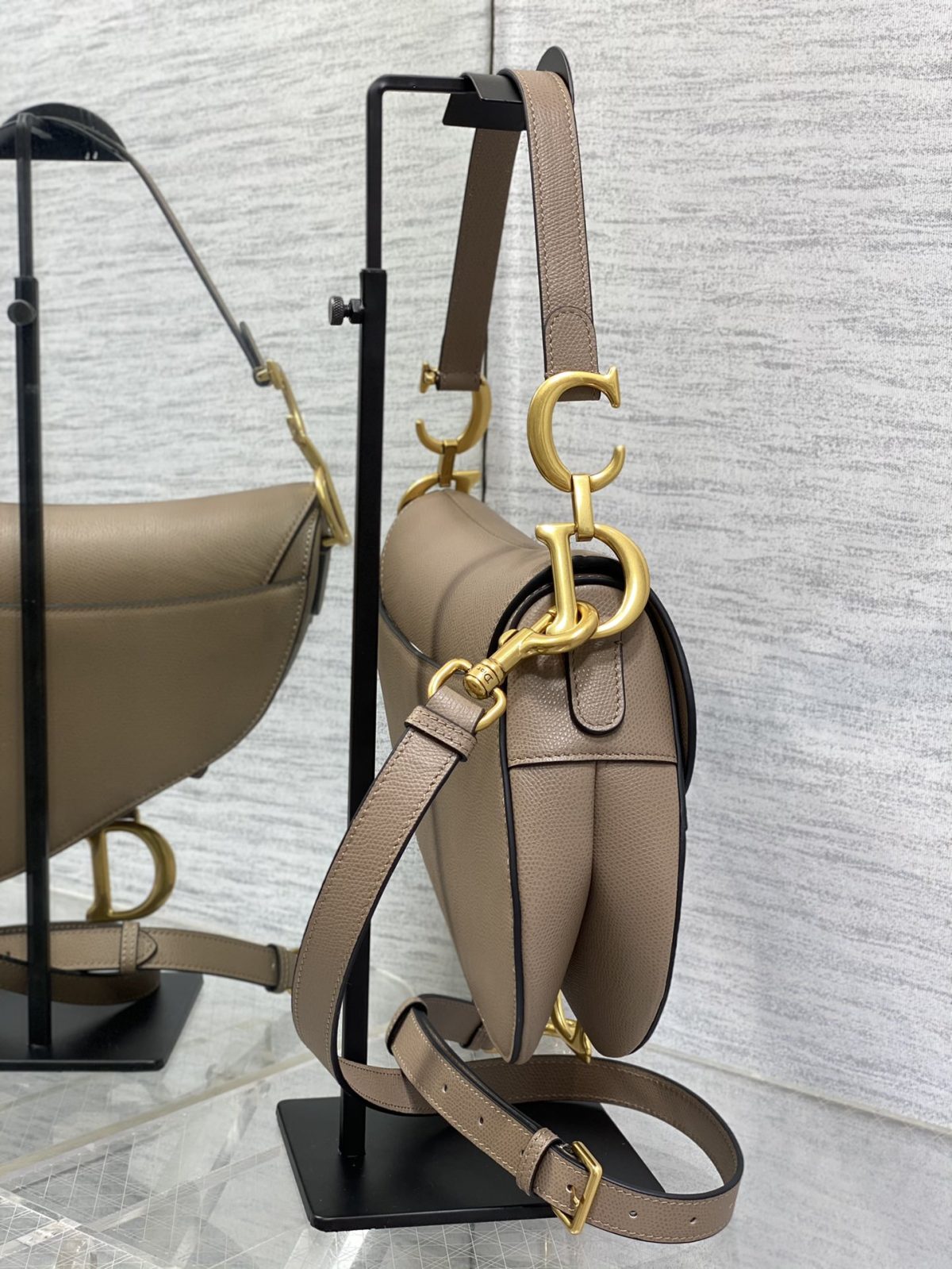 Dior Saddle Large Bag - Image 2