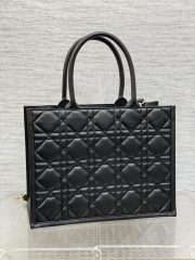 Dior Tote - Image 3