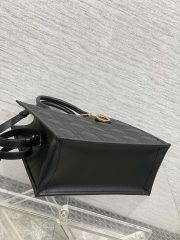 Dior Tote - Image 4