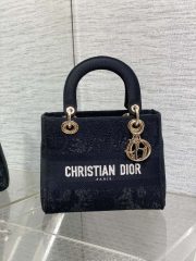 Dior Medium Lady Handbag - Image 2