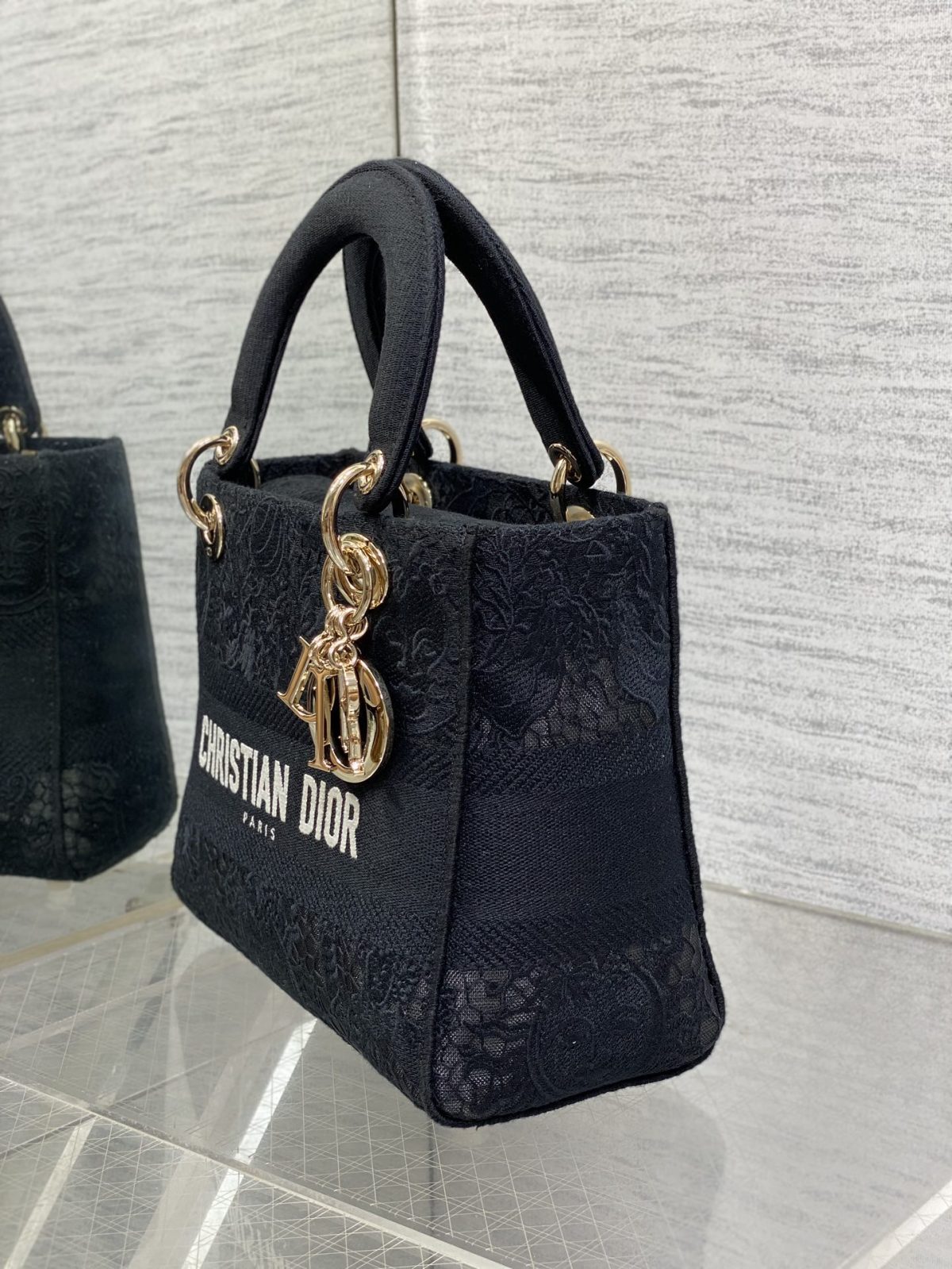 Dior Medium Lady Handbag - Image 4