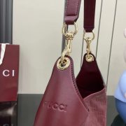 Gucci Body Shoulder bag - Image 7