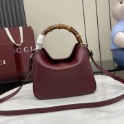 Gucci Diana Small Shoulder Bag - Image 2