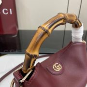 Gucci Diana Small Shoulder Bag - Image 5