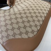 Gucci Body Shoulder Bag - Image 6