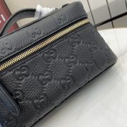Gucci Emblem Bag - Image 7