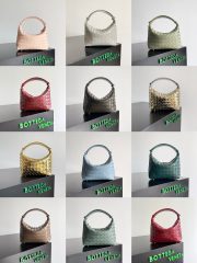 Bottega Veneta Hobo Bag - Image 10