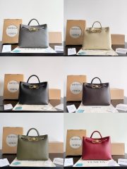 Bottega Veneta Andiamo Small Bag - Image 10