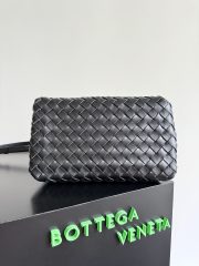 Bottega Veneta Medium Parachute Bag - Image 3