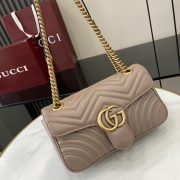 Gucci Marmont Medium Shoulder Bag - Image 5