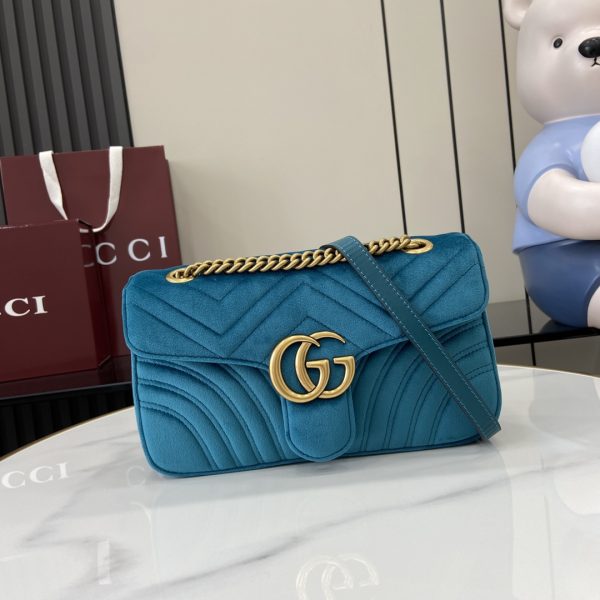 Gucci Marmont Medium Shoulder Bag